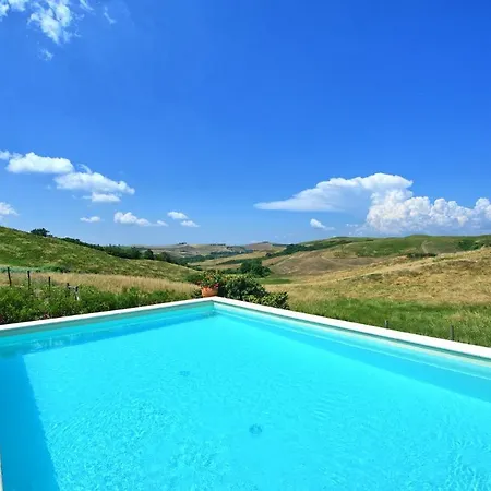 Sleeps 6 Pool Wifi וילה *