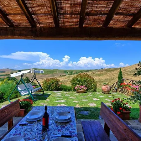 Sleeps 6 Pool Wifi וילה *